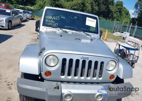 2008 Jeep Wrangler Unlimited Sahara из США, поврежденный, VIN 1J8GA591X8L628123